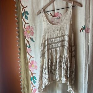 Elegant Cream Sleeveless Top